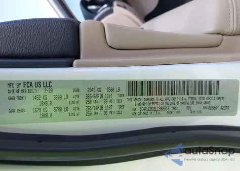 2020 Jeep Grand Cherokee Limited 4X2 from USA, damaged, VIN 1C4RJEBG9LC300313